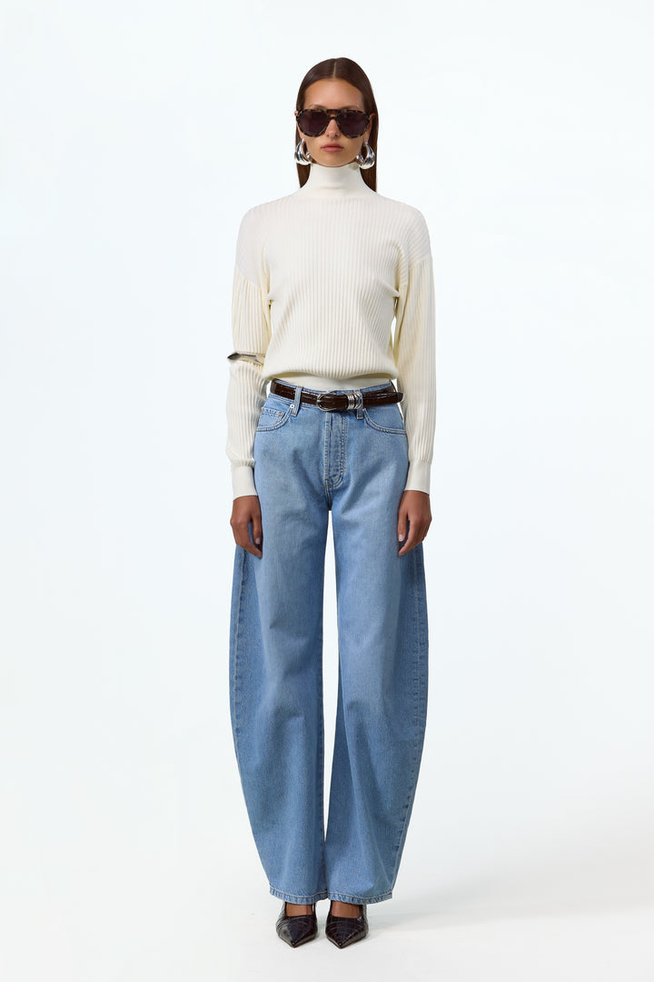 Relaxed Ribbed Turtleneck (Cream)