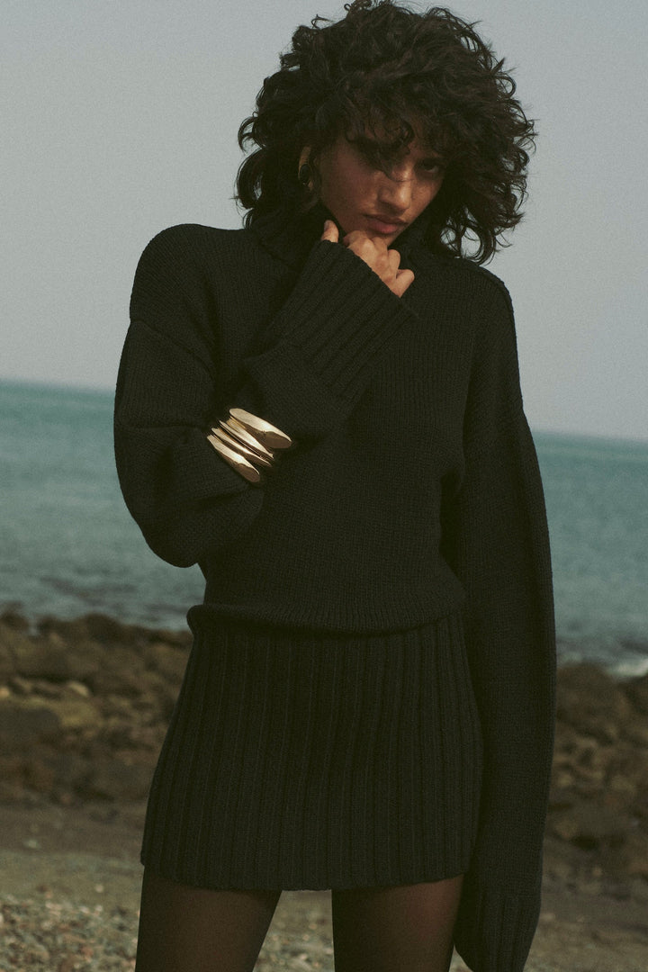 Knit Mini Dress (Black)